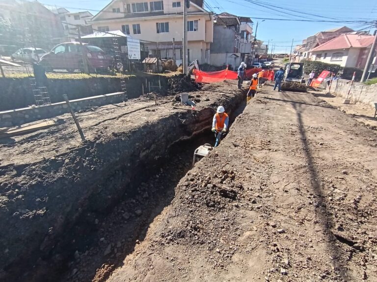 12 calles de Cuenca pasarán de tierra a pavimento rígido
